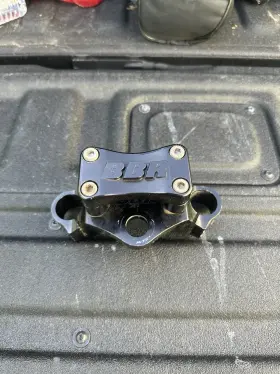 Bbr 510-klx-1171 Klx110 Triple Clamp - Black Og Style