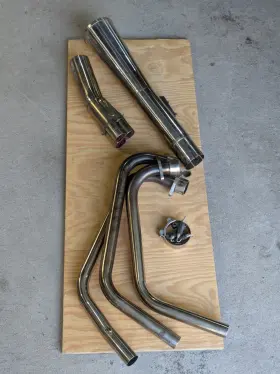 Delkevic Com27c9 Used Good Yamaha Xs750 Xs850 Special 1978-81 Delkelvic Exhaust 3-1 Stainless