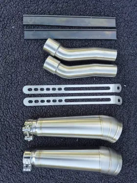 Du004dd Dominator Gp2 Exhaust 1st Gen Ducati Monster