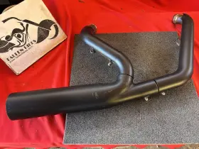 Harley-davidson E2000018191 Genuine 2 Into 1 Exhaust Header With Black Heat Shields 65800070