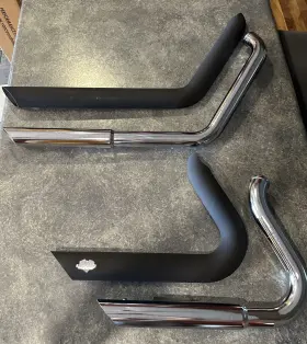 Vance & Hines 1800-0745 And Shortshots Staggered Full Exhaust System Black #47221 Nos