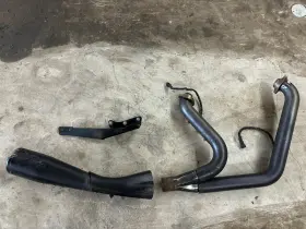 27635 Vance & Hines And Upsweep Exhaust Harley 2010-2017 Street Bob Wide Glide Fxdb 2into1